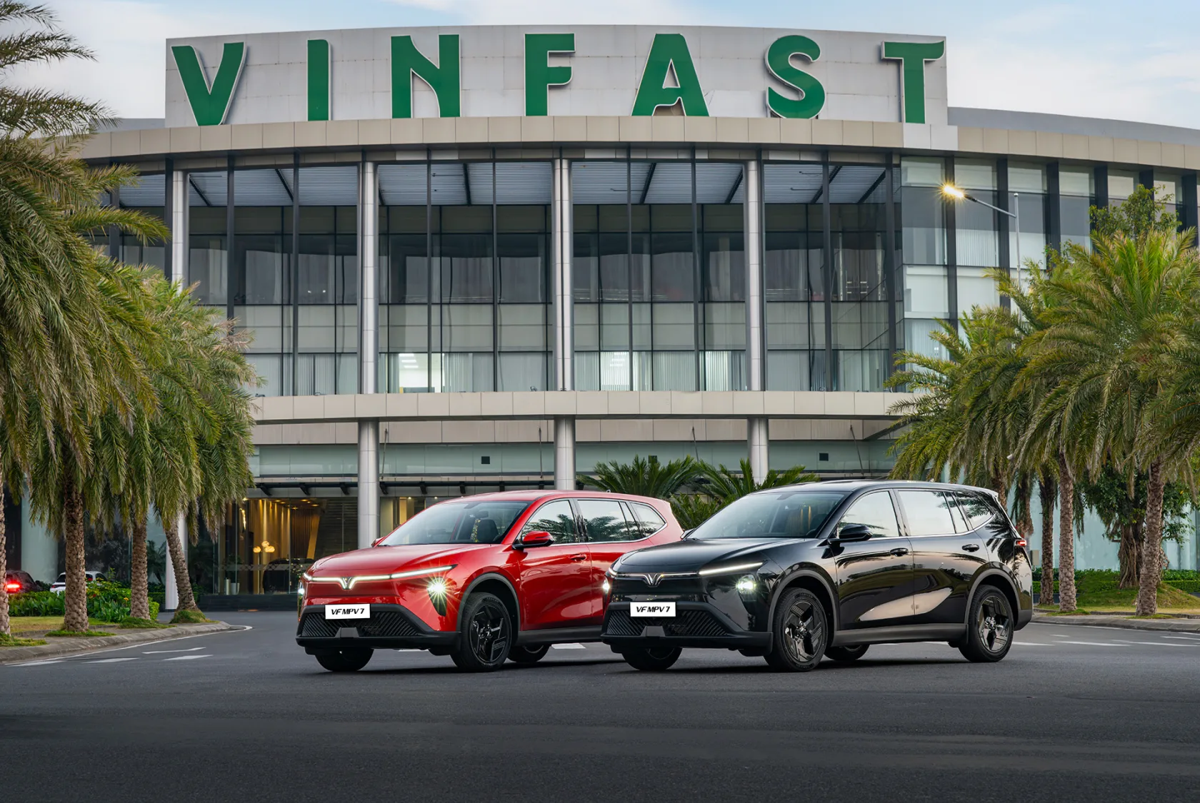 Vinfast MPV 7 1 Vinfast MPV 7 vinhxdcom vfmpv7 13 Vinfast MPV 7