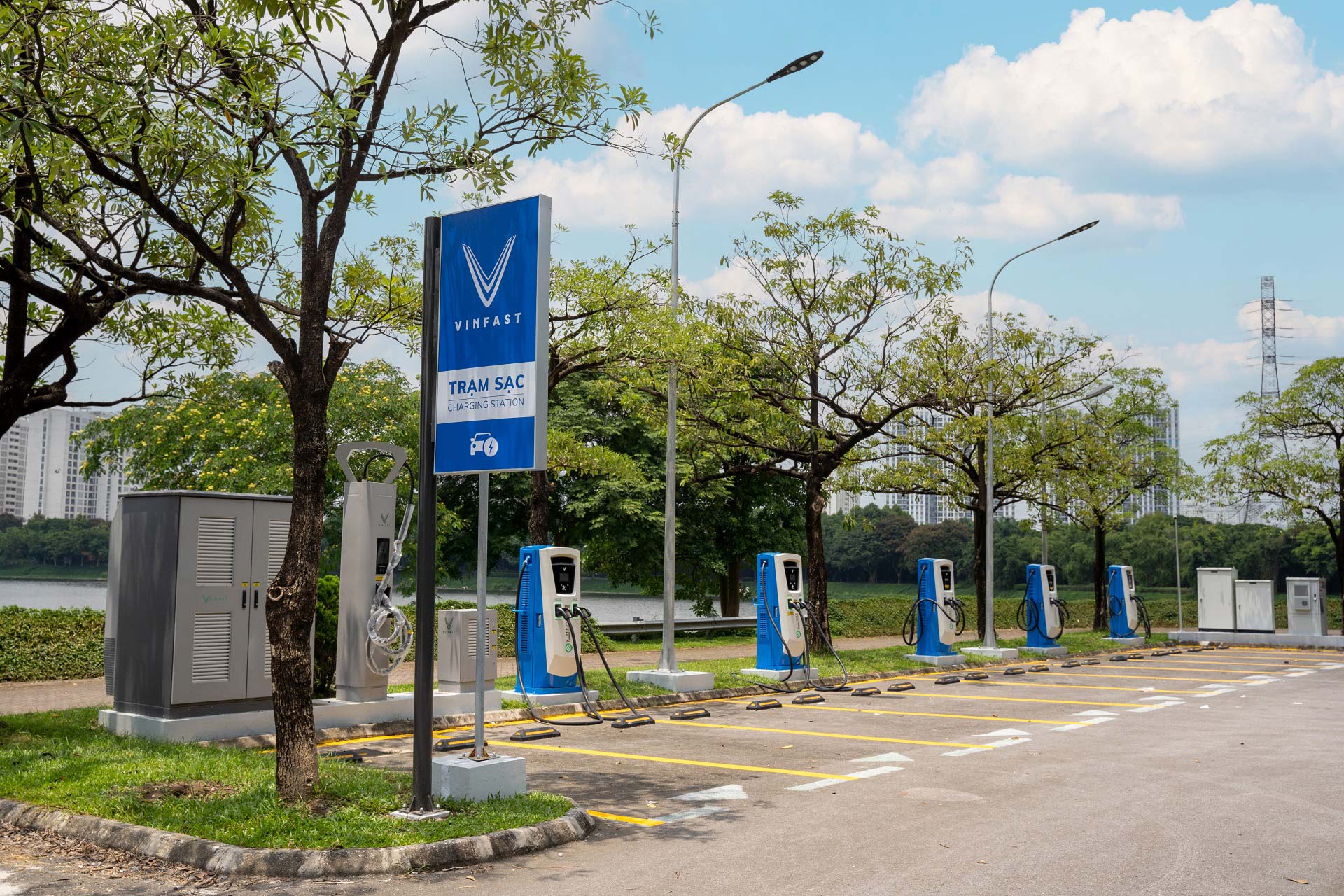 Hệ Thống Trạm Sạc VinFast Tại Đà Nẵng Ngày Càng Phủ Rộng 3 Hệ Thống Trạm Sạc VinFast Tại Đà Nẵng Ngày Càng Phủ Rộng sac 2 Hệ Thống Trạm Sạc VinFast Tại Đà Nẵng Ngày Càng Phủ Rộng
